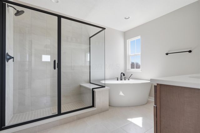 634 Alicia Kelton Drive, Delaware, OH 43015