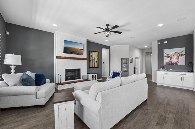 2424 Costera ST, Leander, TX 78641