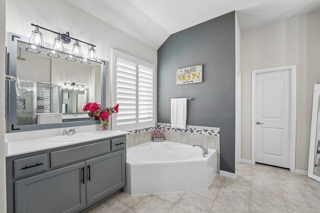 2424 Costera ST, Leander, TX 78641