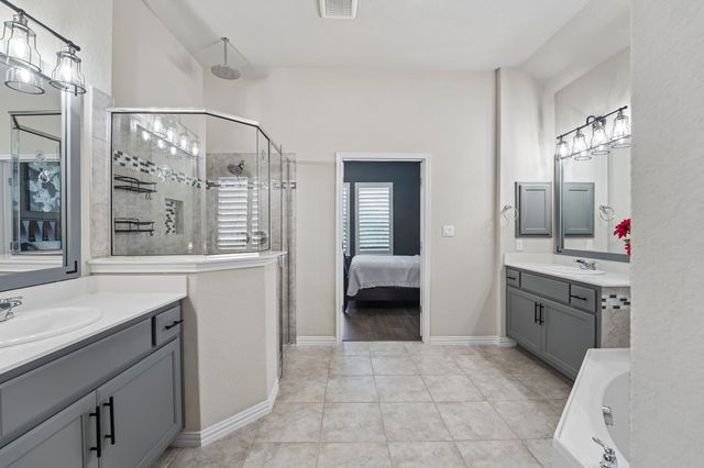 2424 Costera ST, Leander, TX 78641