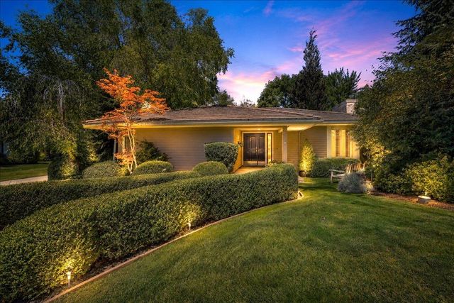 4402 S Saint Andrews Ln, Spokane, WA 99223 property photo