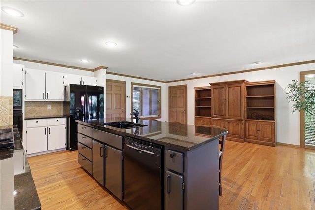 4402 S Saint Andrews Ln, Spokane, WA 99223