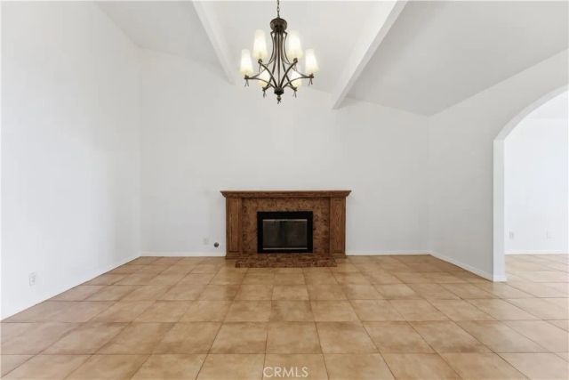 13868 Tucker Avenue, Sylmar, CA 91342