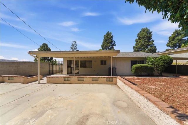 13868 Tucker Avenue, Sylmar, CA 91342