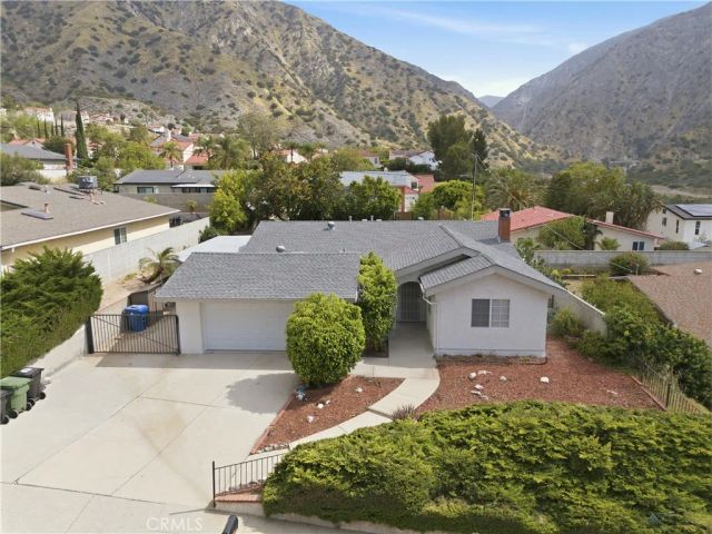13868 Tucker Avenue, Sylmar, CA 91342