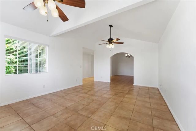 13868 Tucker Avenue, Sylmar, CA 91342