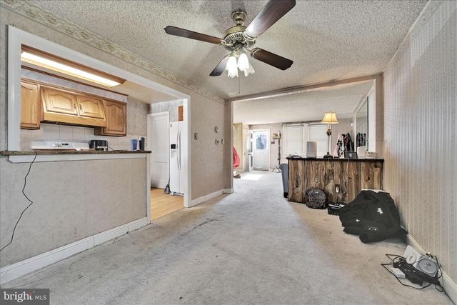 217 E GREENWOOD AVE, Lansdowne, PA 19050