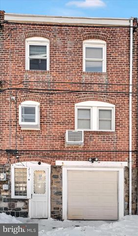 217 E GREENWOOD AVE, Lansdowne, PA 19050