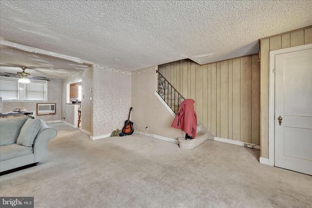 217 E GREENWOOD AVE, Lansdowne, PA 19050