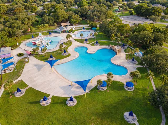262 SW 8th Street, Dania Beach, FL 33004