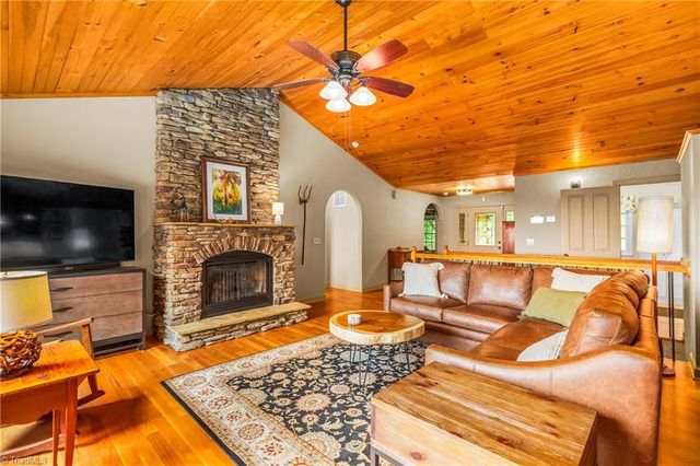 1399 Caraway Summit Trail, Sophia, NC 27350