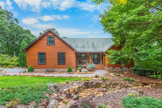 1399 Caraway Summit Trail, Sophia, NC 27350