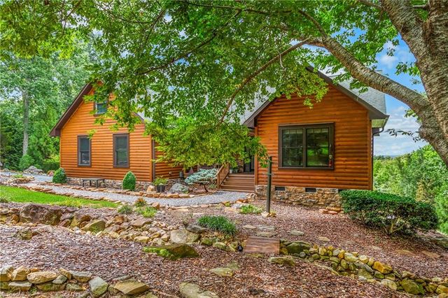 1399 Caraway Summit Trail, Sophia, NC 27350