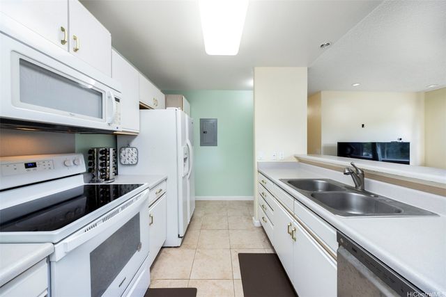 95-1071 Kaapeha Street 98, Mililani, HI 96789