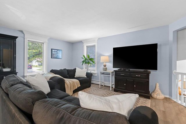 601 BROOKRIDGE STREET, Green Bay, WI 54301