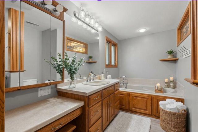 601 BROOKRIDGE STREET, Green Bay, WI 54301