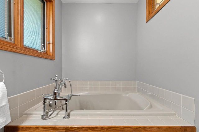 601 BROOKRIDGE STREET, Green Bay, WI 54301