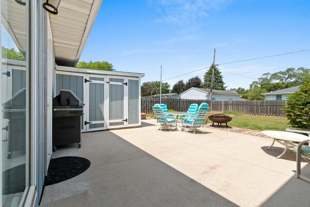 601 BROOKRIDGE STREET, Green Bay, WI 54301