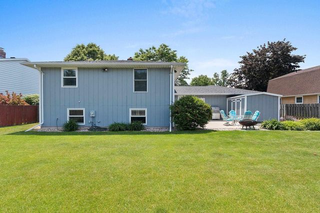 601 BROOKRIDGE STREET, Green Bay, WI 54301