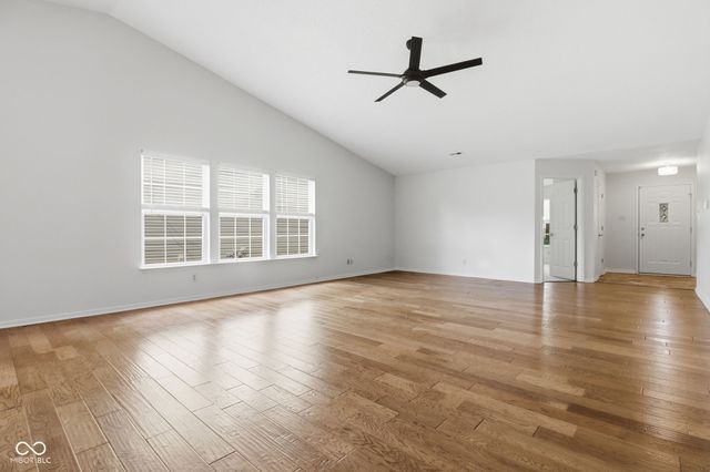 8649 Liberty Mills Drive, Indianapolis, IN 46113