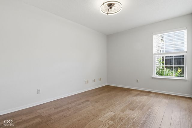 8649 Liberty Mills Drive, Indianapolis, IN 46113