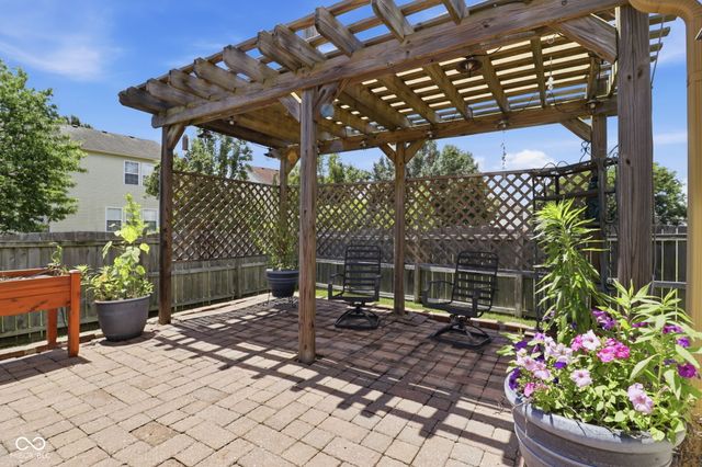 8649 Liberty Mills Drive, Indianapolis, IN 46113