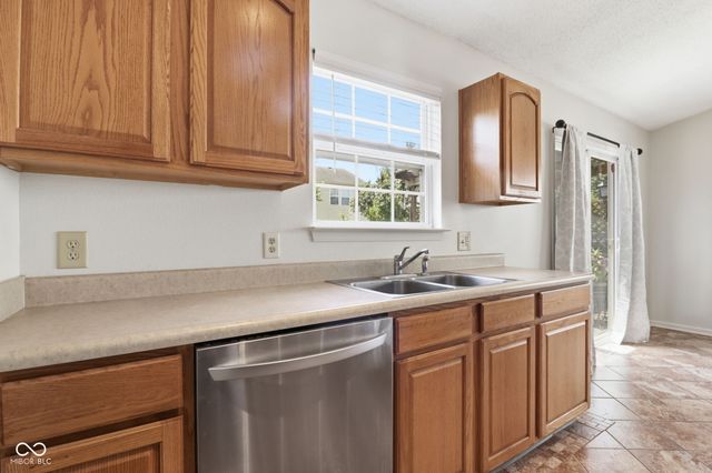 8649 Liberty Mills Drive, Indianapolis, IN 46113