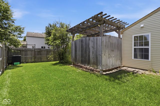 8649 Liberty Mills Drive, Indianapolis, IN 46113