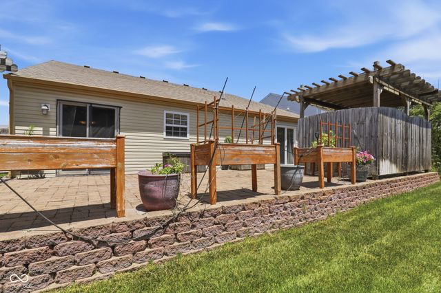 8649 Liberty Mills Drive, Indianapolis, IN 46113
