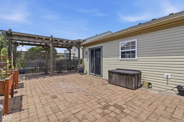 8649 Liberty Mills Drive, Indianapolis, IN 46113