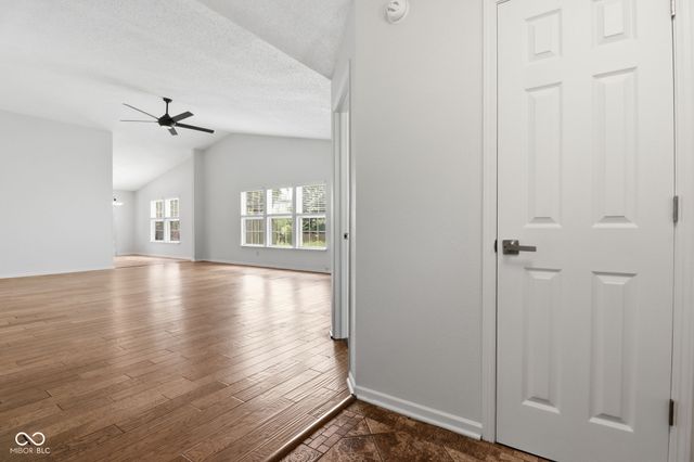 8649 Liberty Mills Drive, Indianapolis, IN 46113