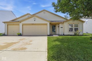 8649 Liberty Mills Drive, Indianapolis, IN 46113