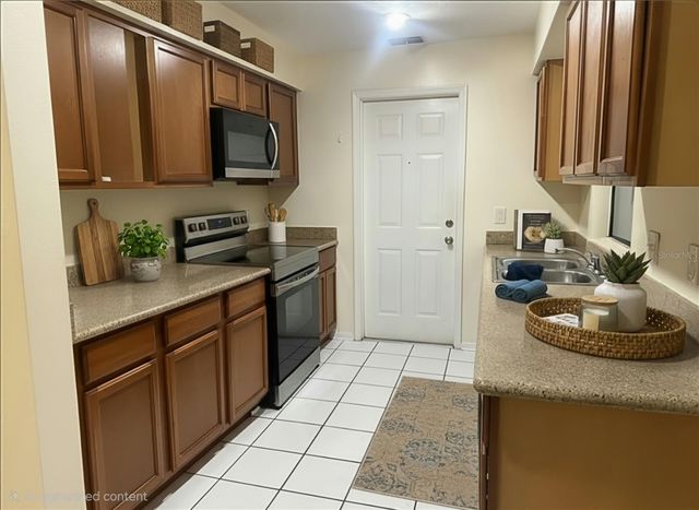 1786 GILES STREET, Deltona, FL 32725