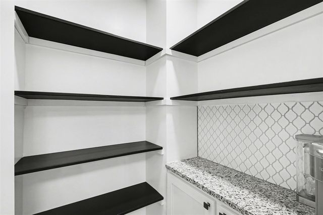 2671 Stonebluff Drive, Wyoming, MI 49519