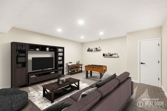 2671 Stonebluff Drive, Wyoming, MI 49519