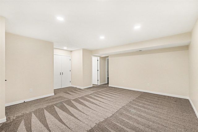 2671 Stonebluff Drive, Wyoming, MI 49519