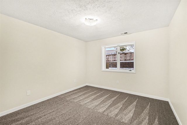 2671 Stonebluff Drive, Wyoming, MI 49519