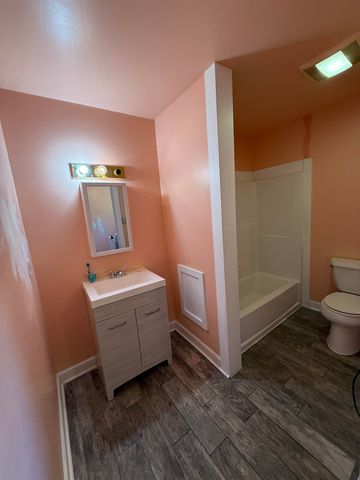 1702 CHERRY AVE, Grottoes, VA 24441