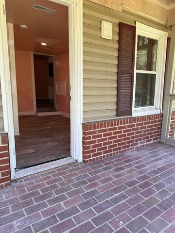 1702 CHERRY AVE, Grottoes, VA 24441