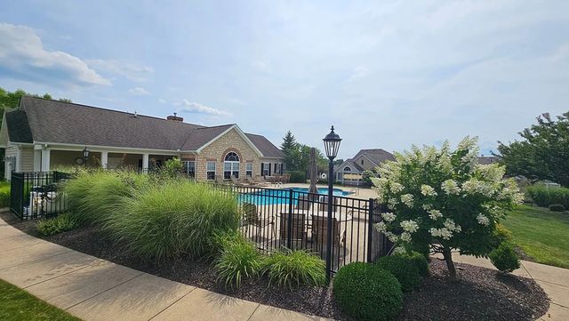 1307 Bridgewater Way N, Mansfield, OH 44906