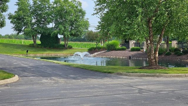 1307 Bridgewater Way N, Mansfield, OH 44906