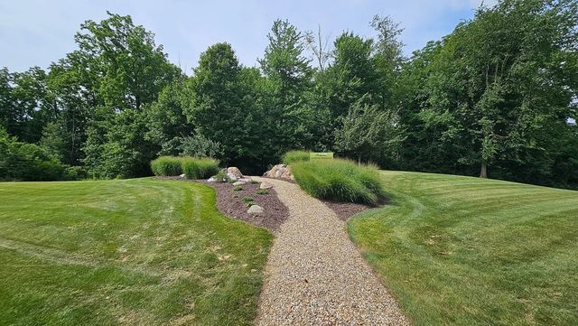 1307 Bridgewater Way N, Mansfield, OH 44906