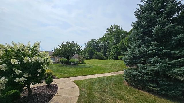 1307 Bridgewater Way N, Mansfield, OH 44906