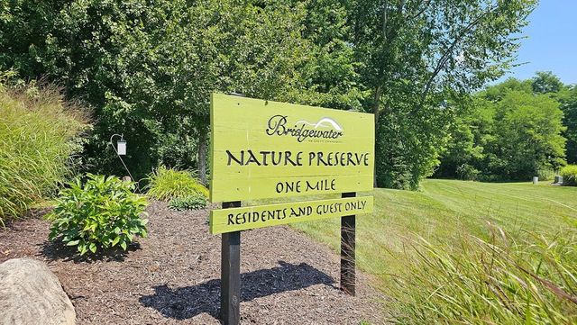 1307 Bridgewater Way N, Mansfield, OH 44906