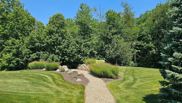 1307 Bridgewater Way N, Mansfield, OH 44906