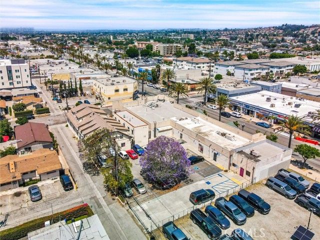 413 W Whittier Boulevard, Montebello, CA 90640
