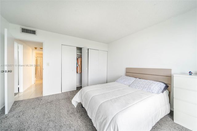 2500 NE 135th St C610, North Miami, FL 33181