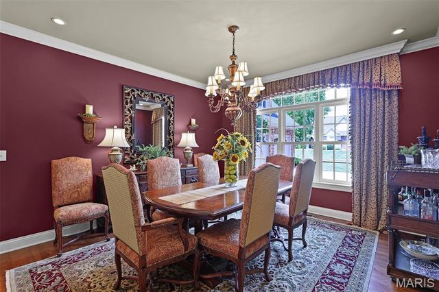 7411 Creek Ridge Lane, Edwardsville, IL 62025