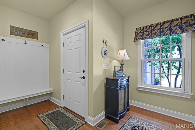 7411 Creek Ridge Lane, Edwardsville, IL 62025