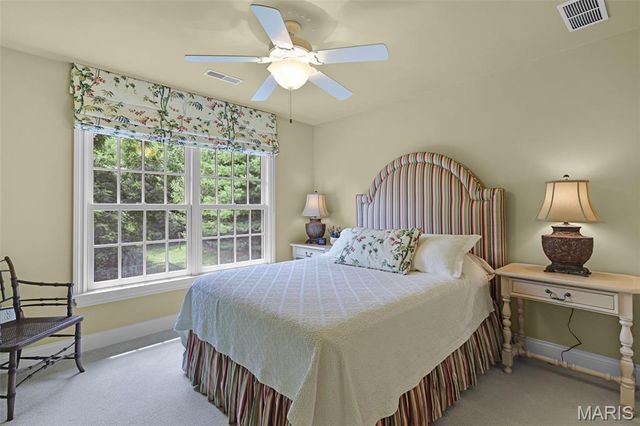 7411 Creek Ridge Lane, Edwardsville, IL 62025